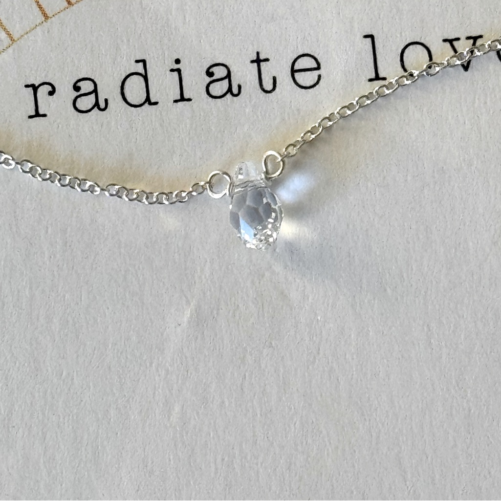 Dogeared Silver Necklace With Clear Pendant 15$